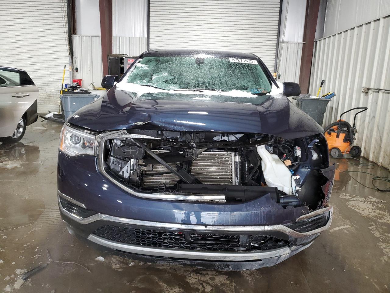 2019 GMC Acadia - Image 5