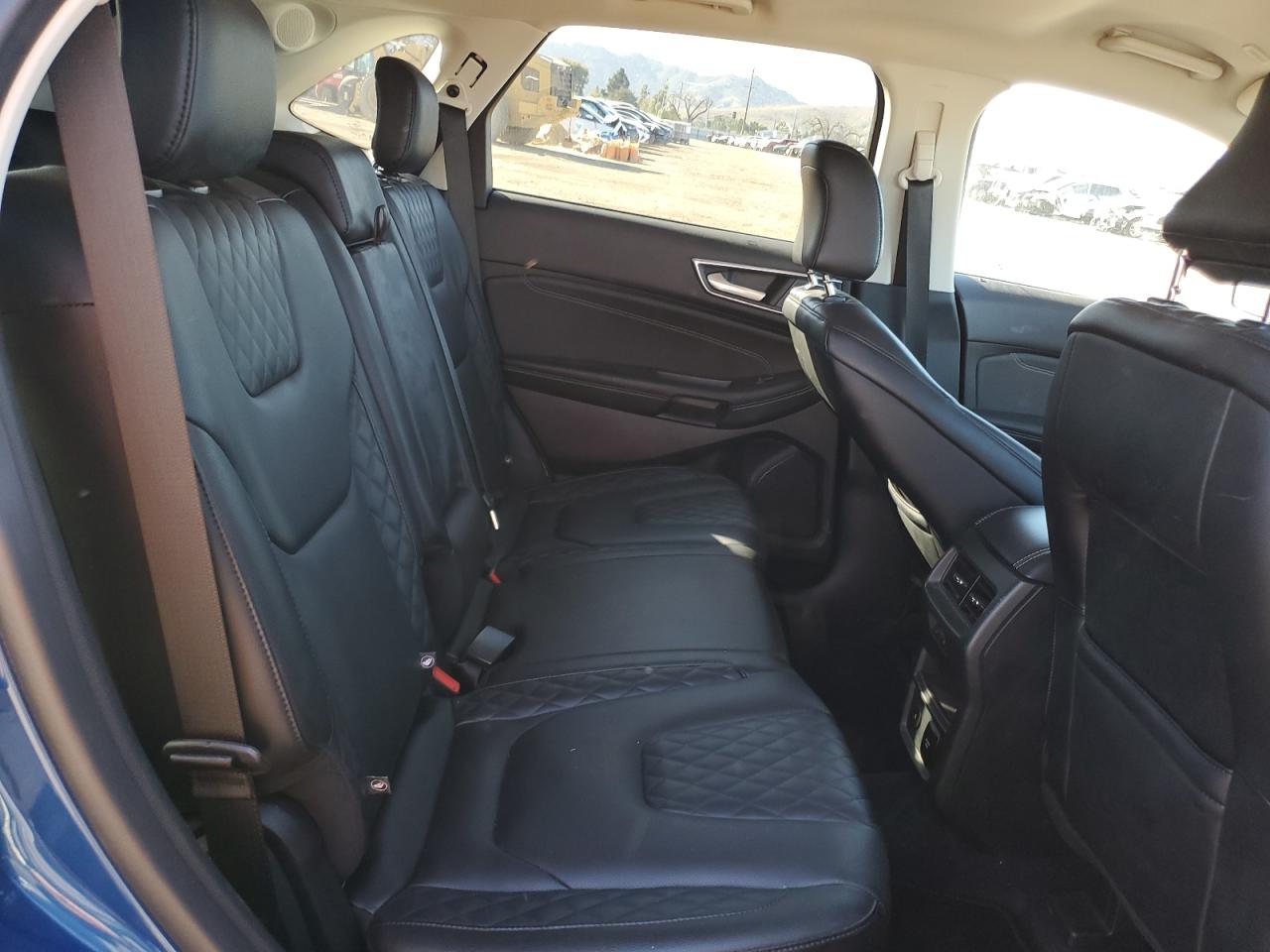 2023 Ford Edge - Image 11