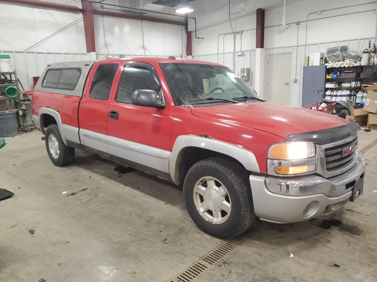 2005 GMC Sierra - Image 4