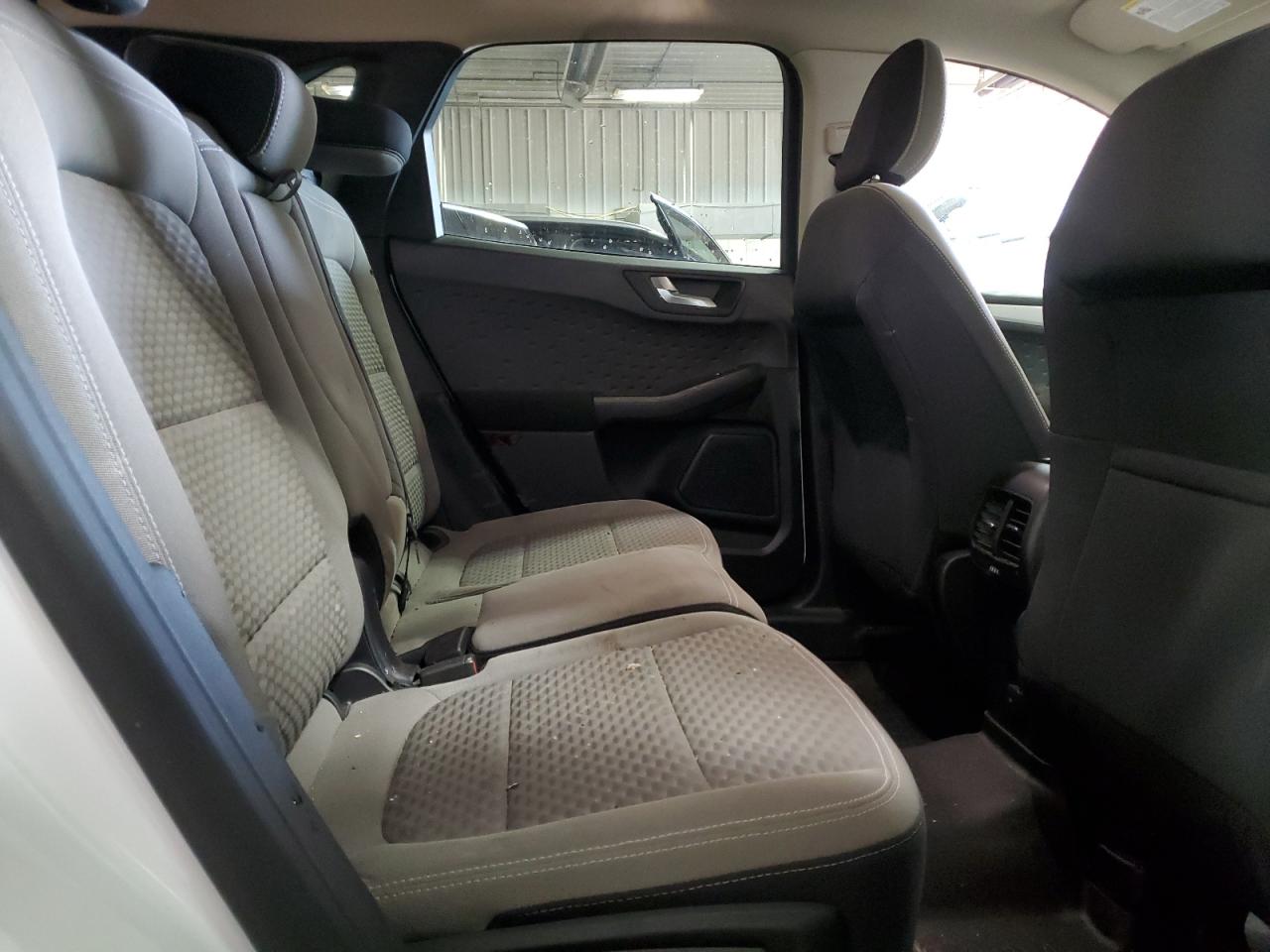 2020 Ford Escape - Image 11
