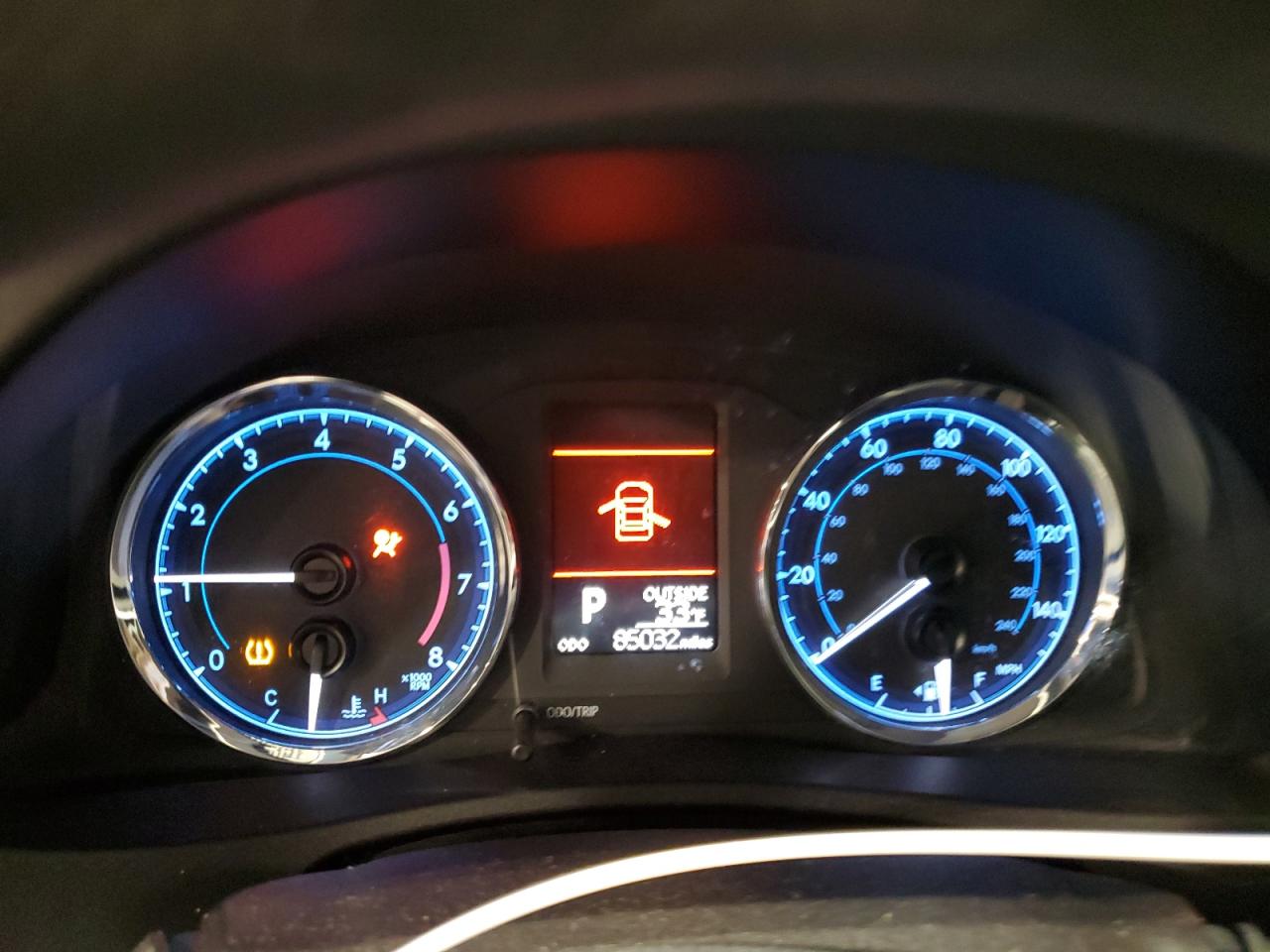 2018 Toyota Corolla - Image 9