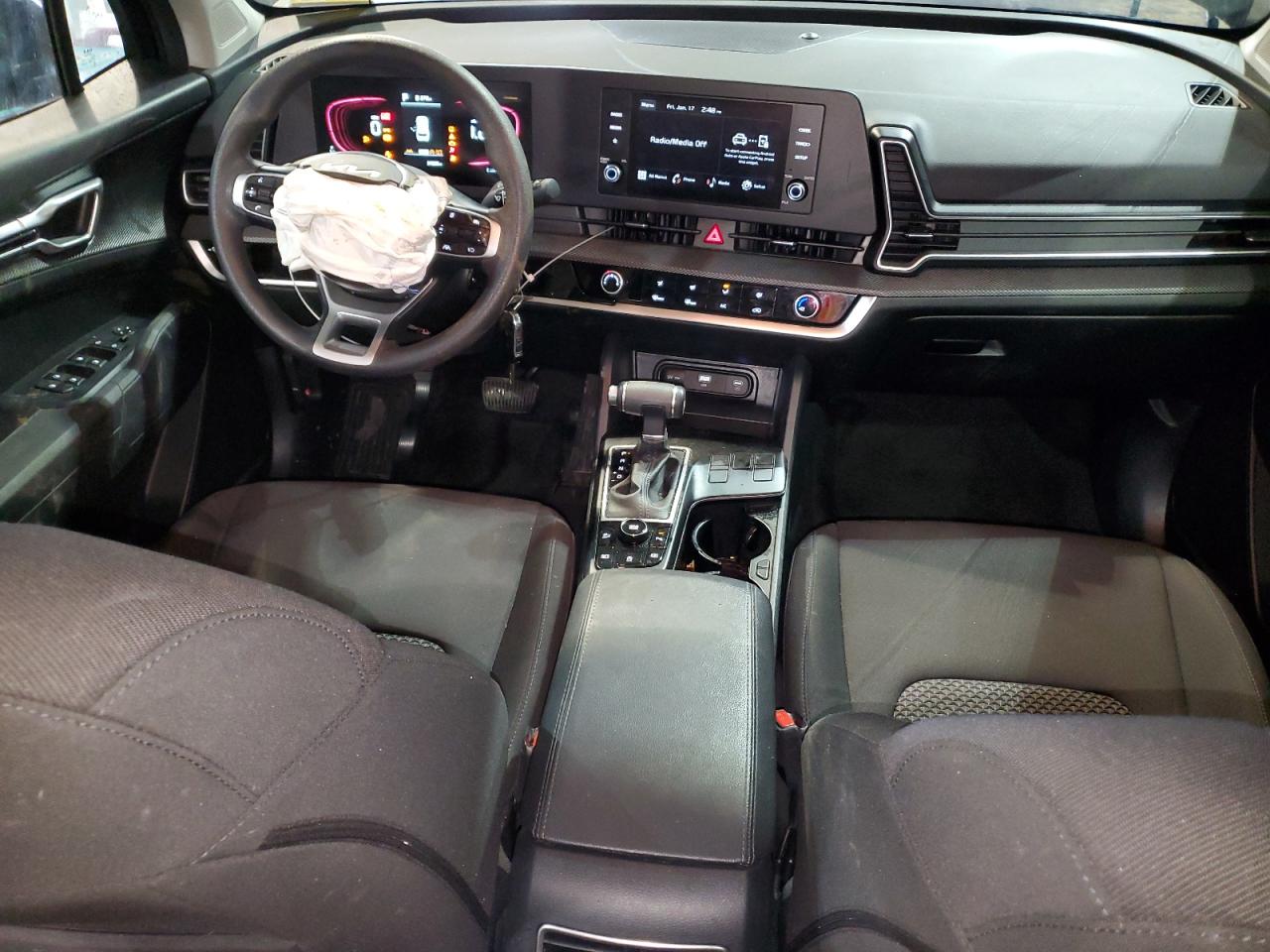 2024 Kia Sportage - Image 8