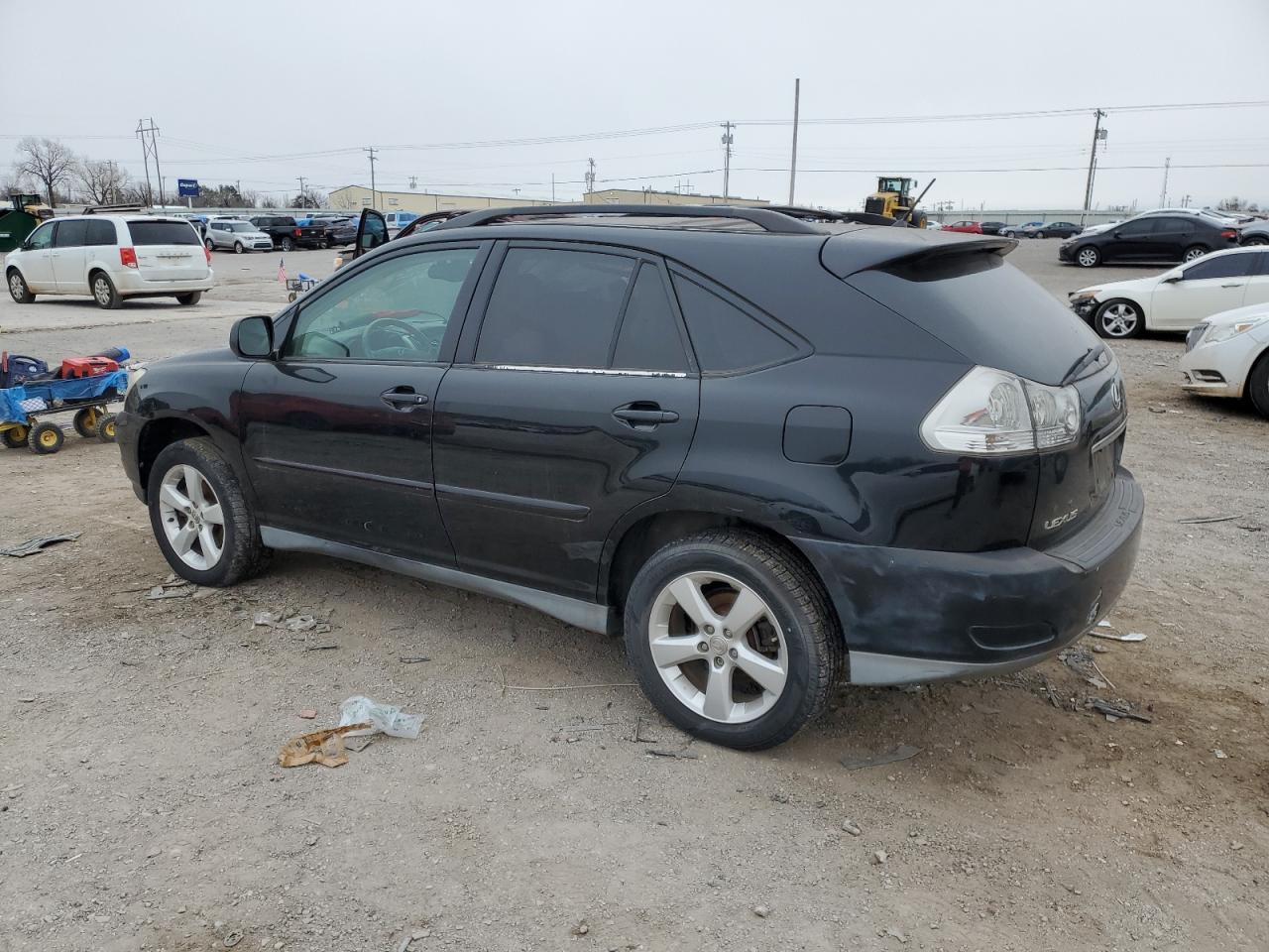 2005 Lexus RX - Image 2
