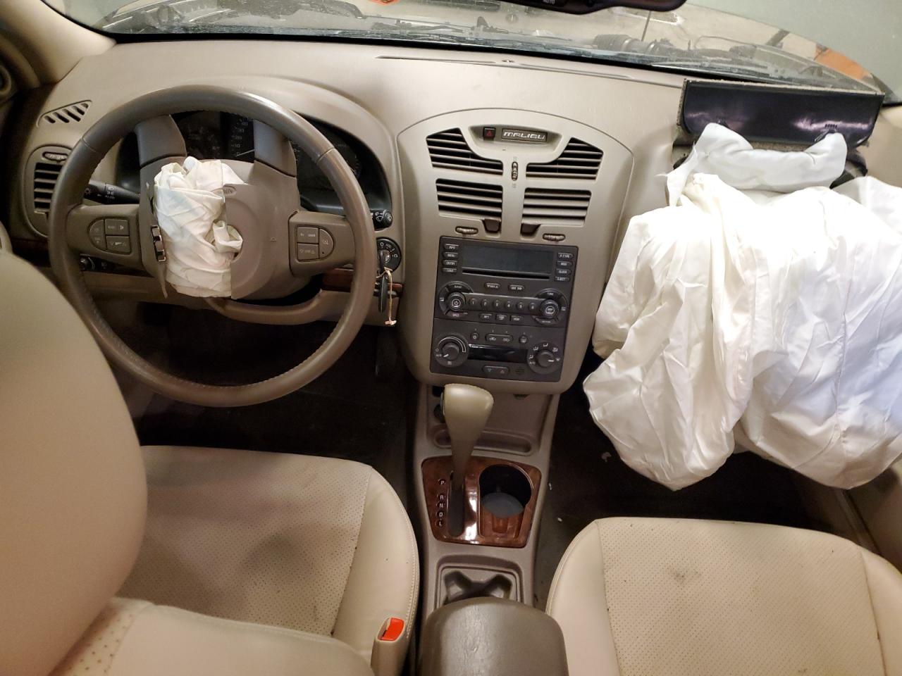 2004 Chevrolet Malibu - Image 8