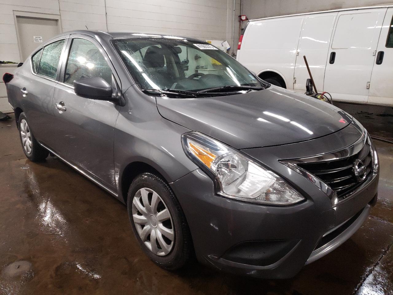 2017 Nissan Versa - Image 4