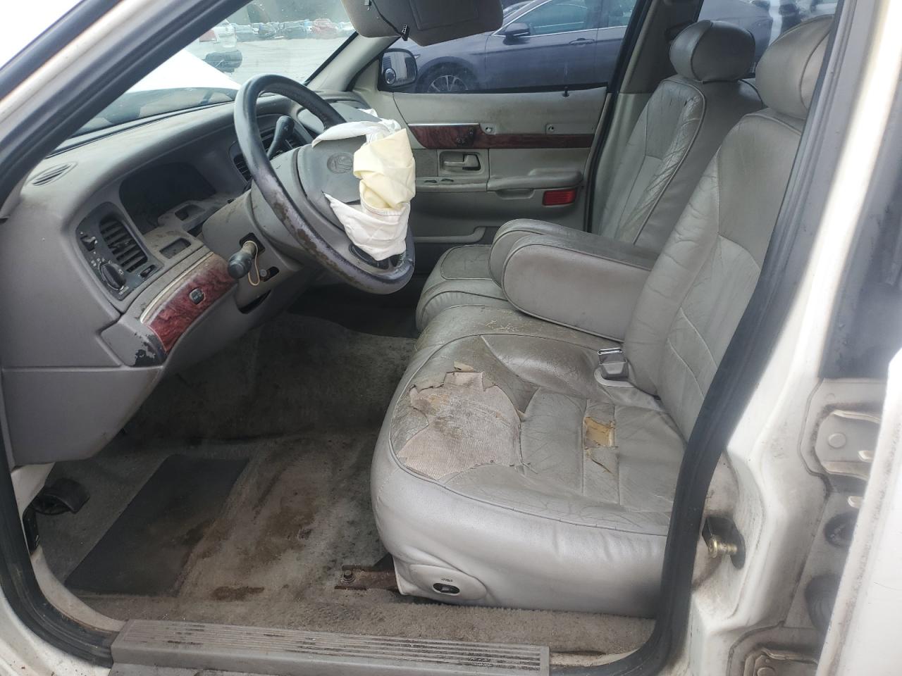 2000 Mercury Grand Marquis - Image 7