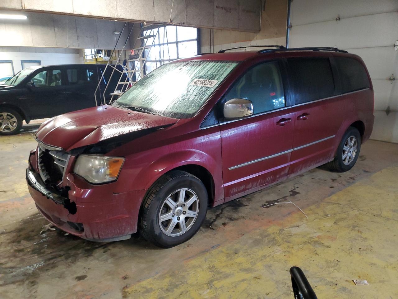 2010 Chrysler Town & Country - Image 1