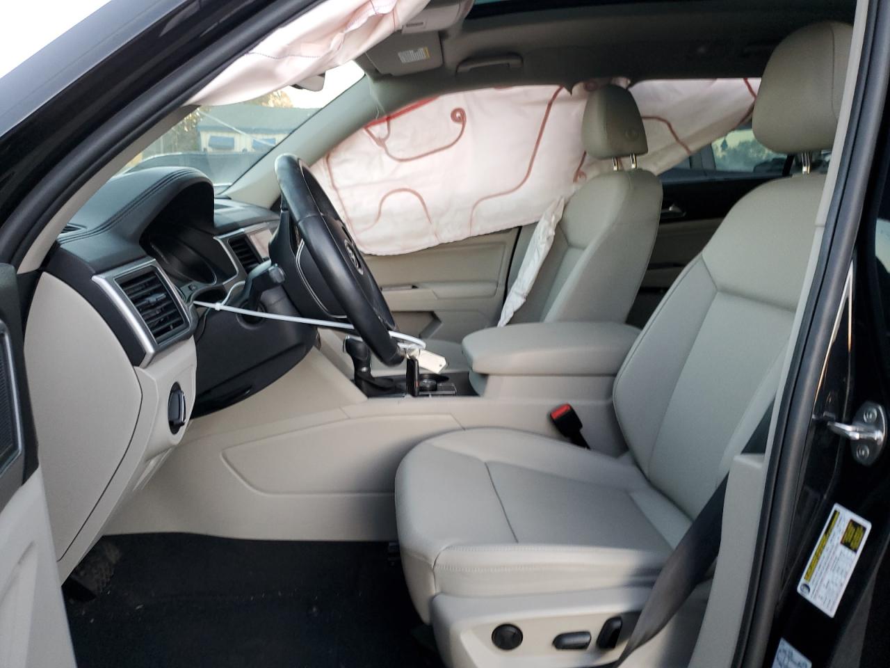 2019 Volkswagen Atlas - Image 7