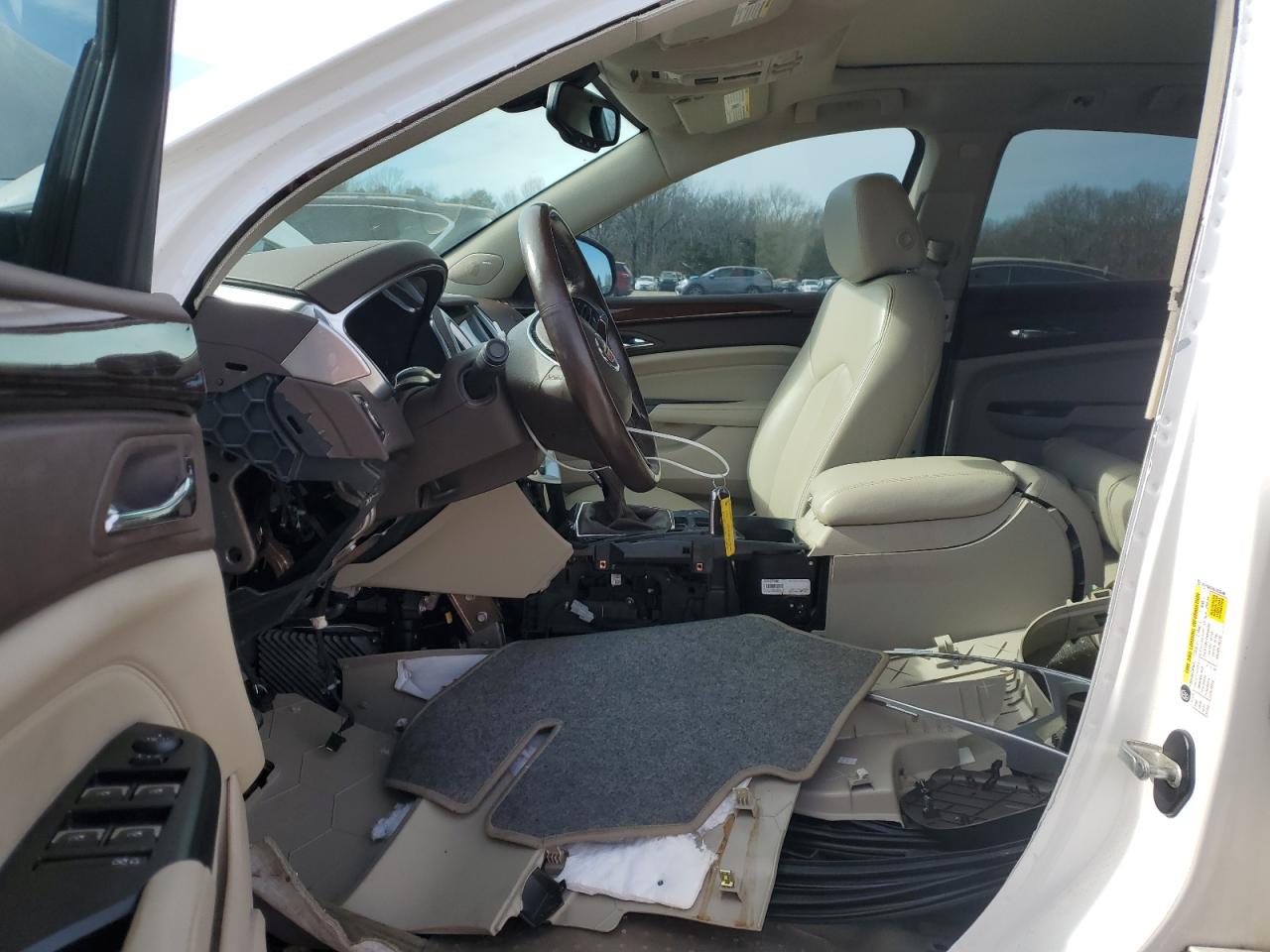 2016 Cadillac SRX - Image 7