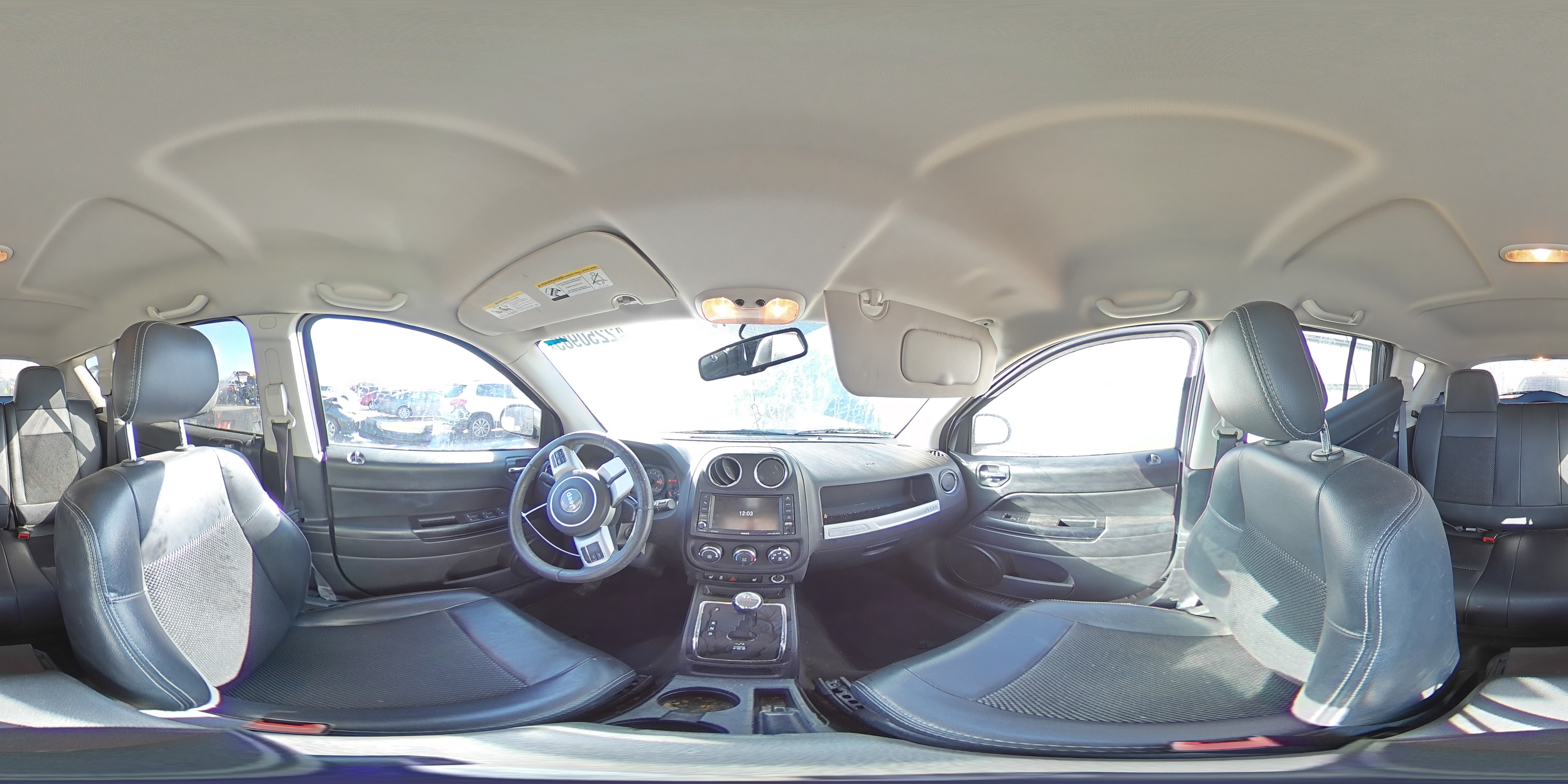 2016 Jeep Compass - Image 15