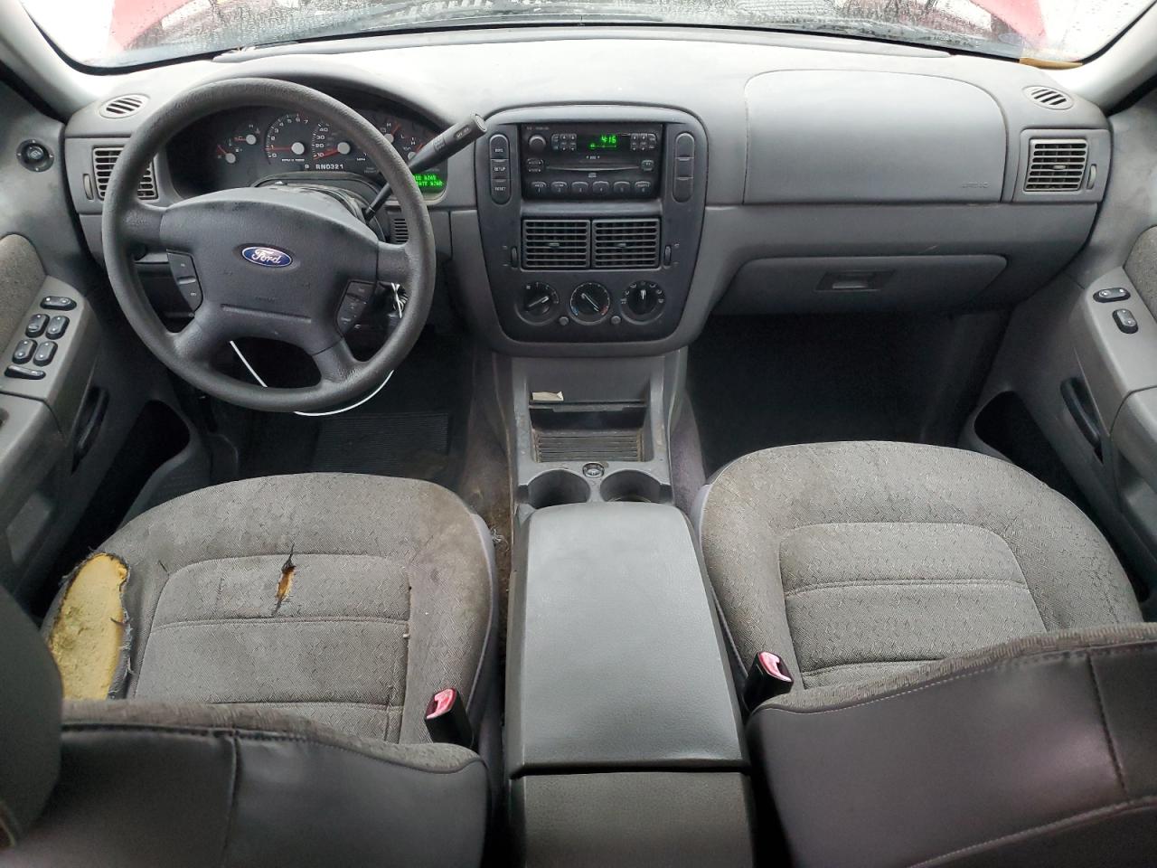 2005 Ford Explorer - Image 8