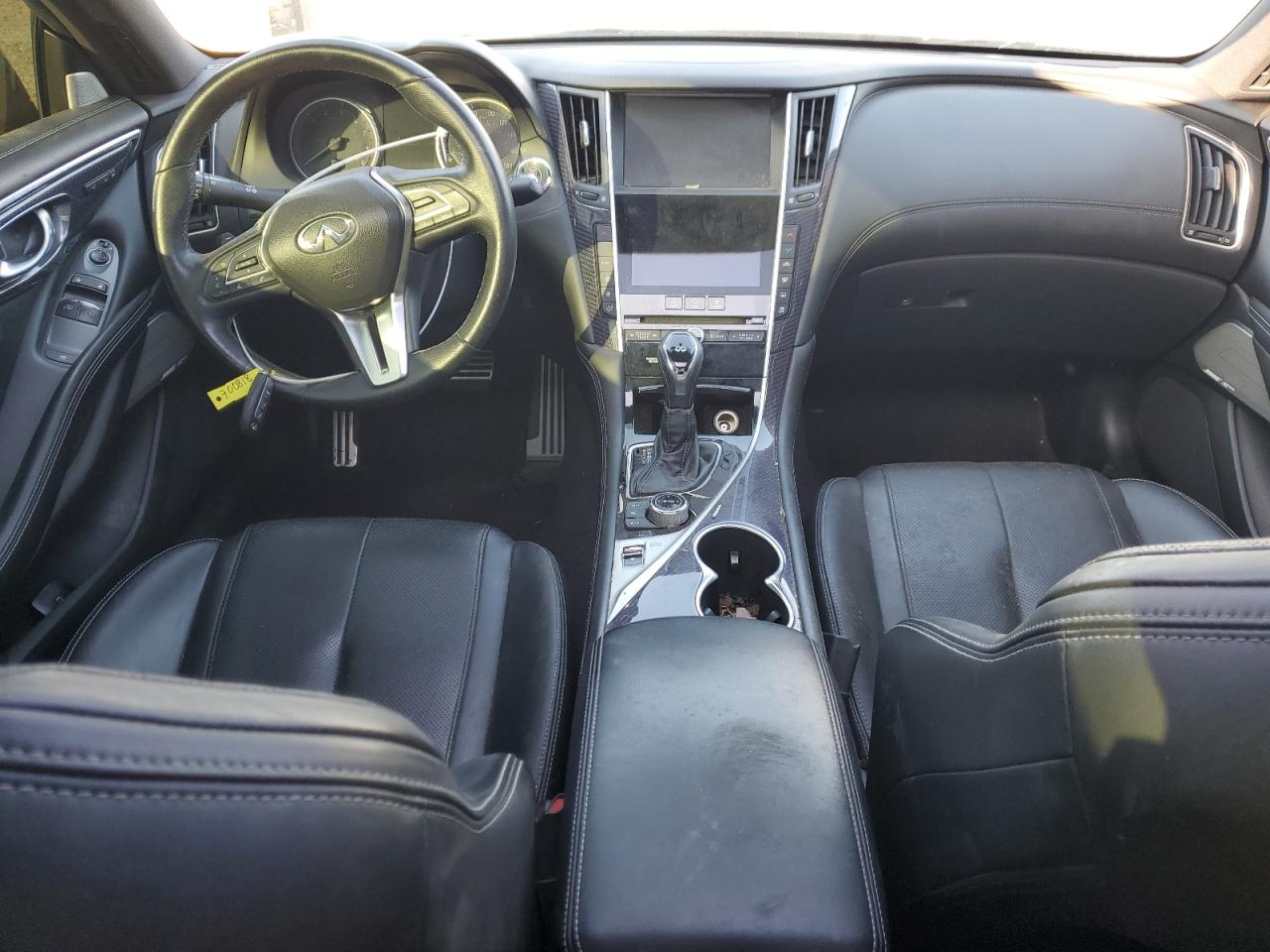 2017 Infiniti Q60 - Image 8