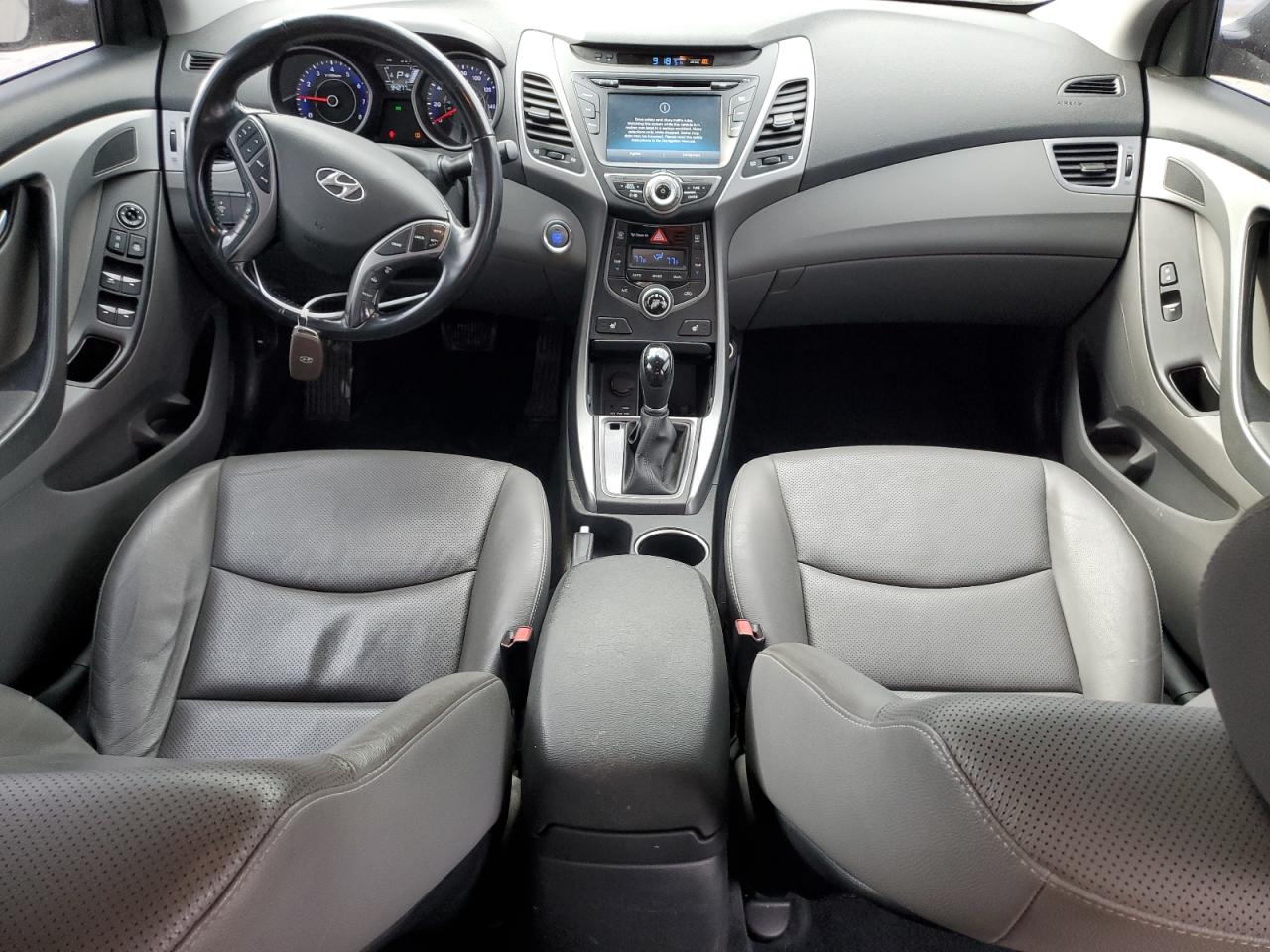 2015 Hyundai Elantra - Image 8