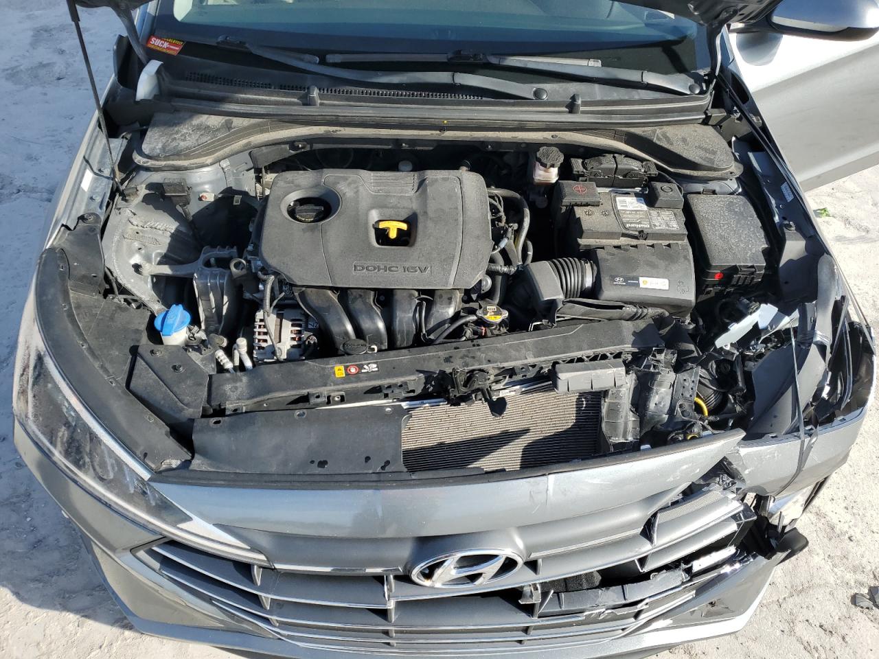 2019 Hyundai Elantra - Image 12