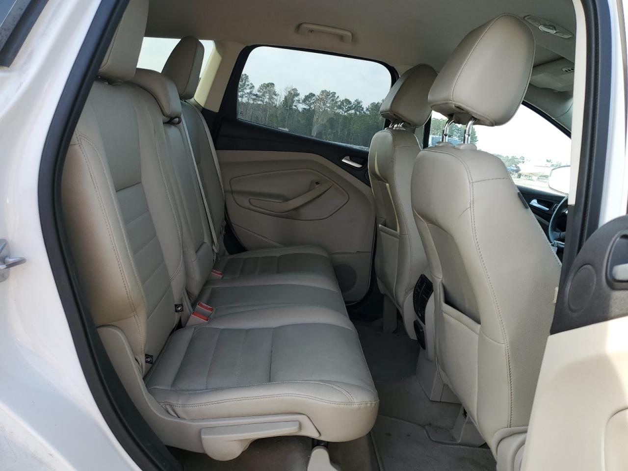 2014 Ford Escape - Image 11