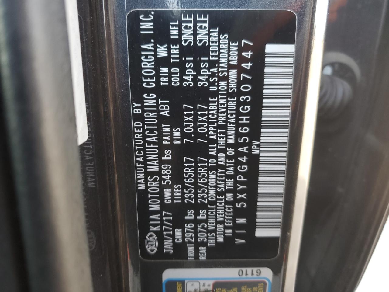2017 Kia Sorento - Image 13