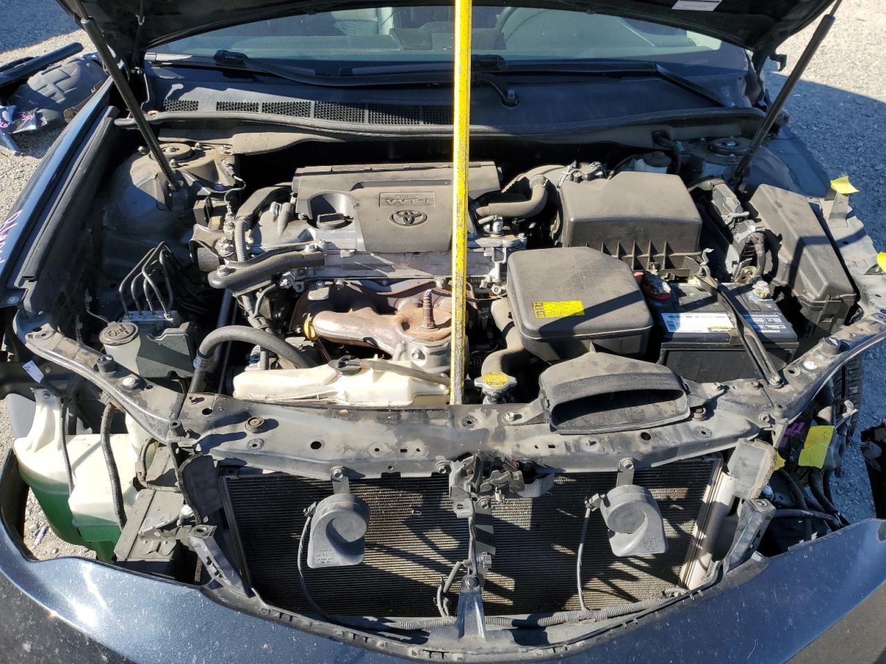 2012 Toyota Camry - Image 11