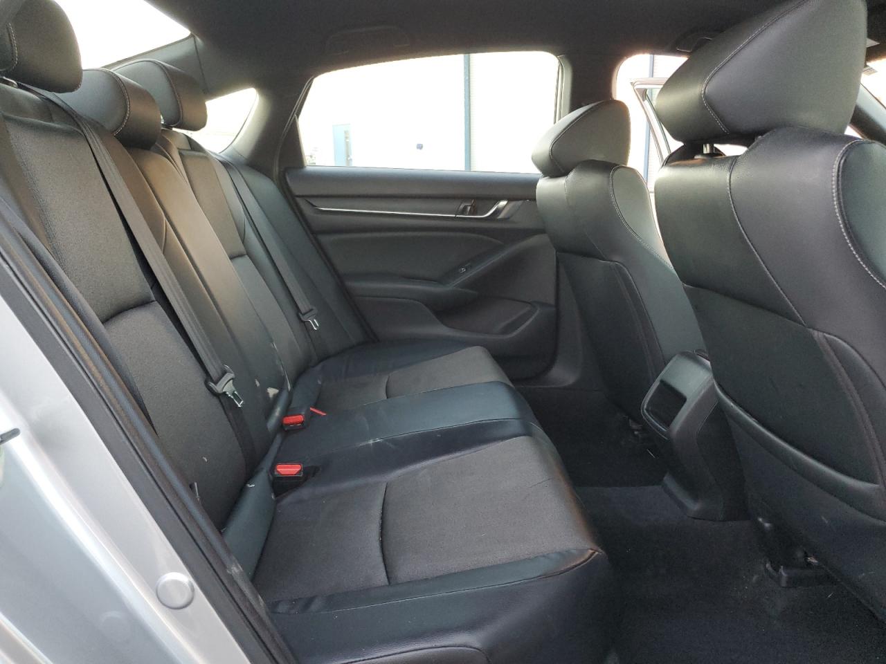 2018 Honda Accord - Image 10