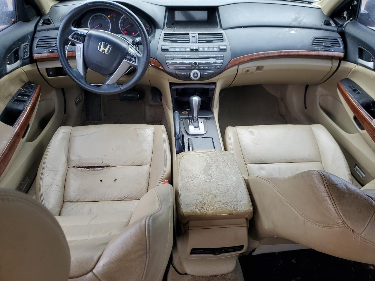 2011 Honda Accord - Image 8