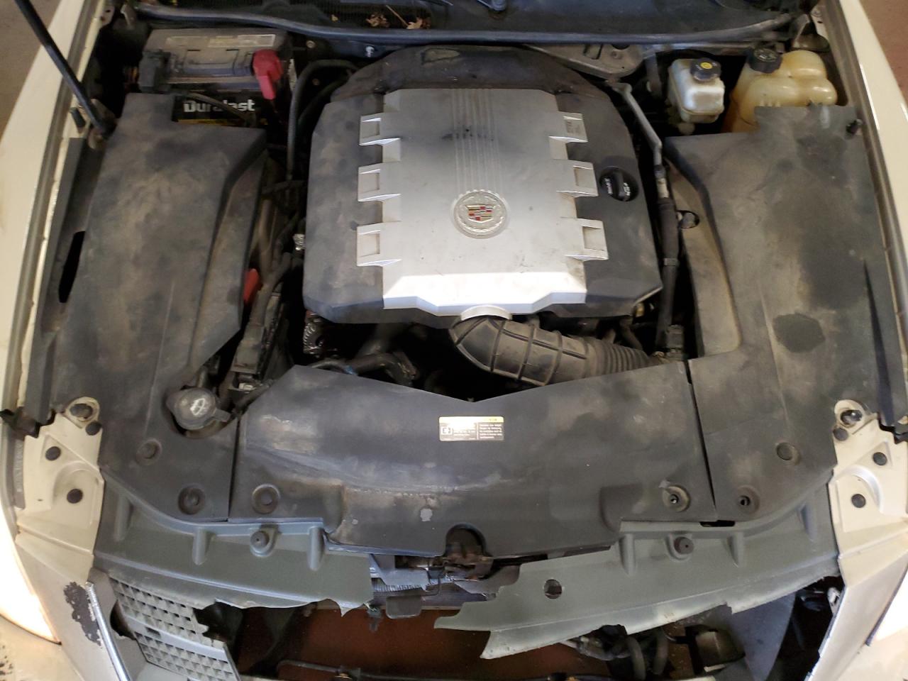 2009 Cadillac STS - Image 11