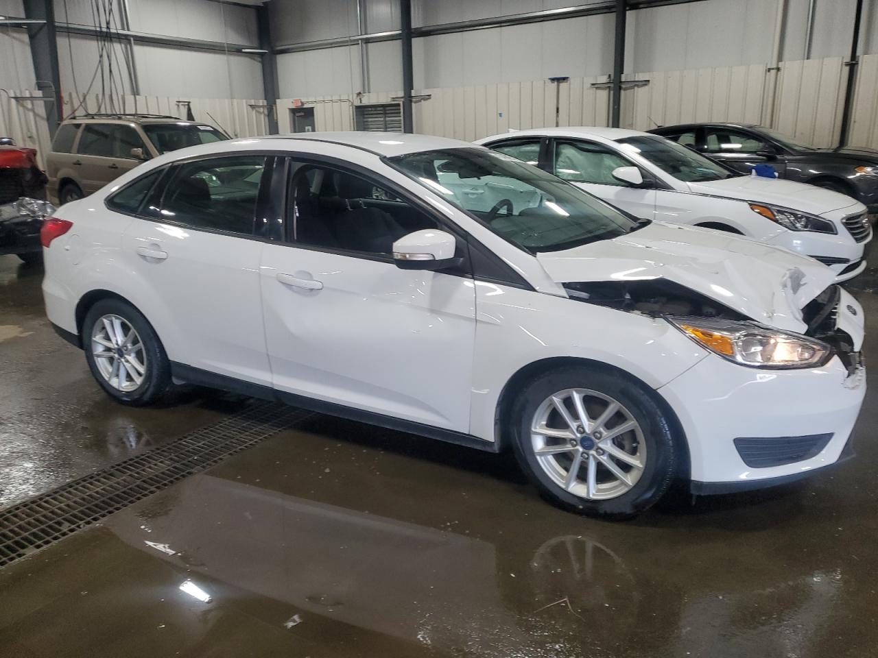 2015 Ford Focus - Image 4