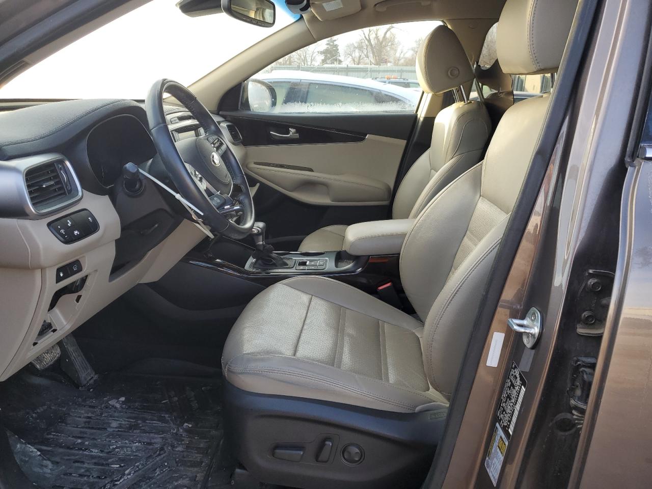 2019 Kia Sorento Ex VIN: 5XYPHDA50KG458689 Lot: 43079105