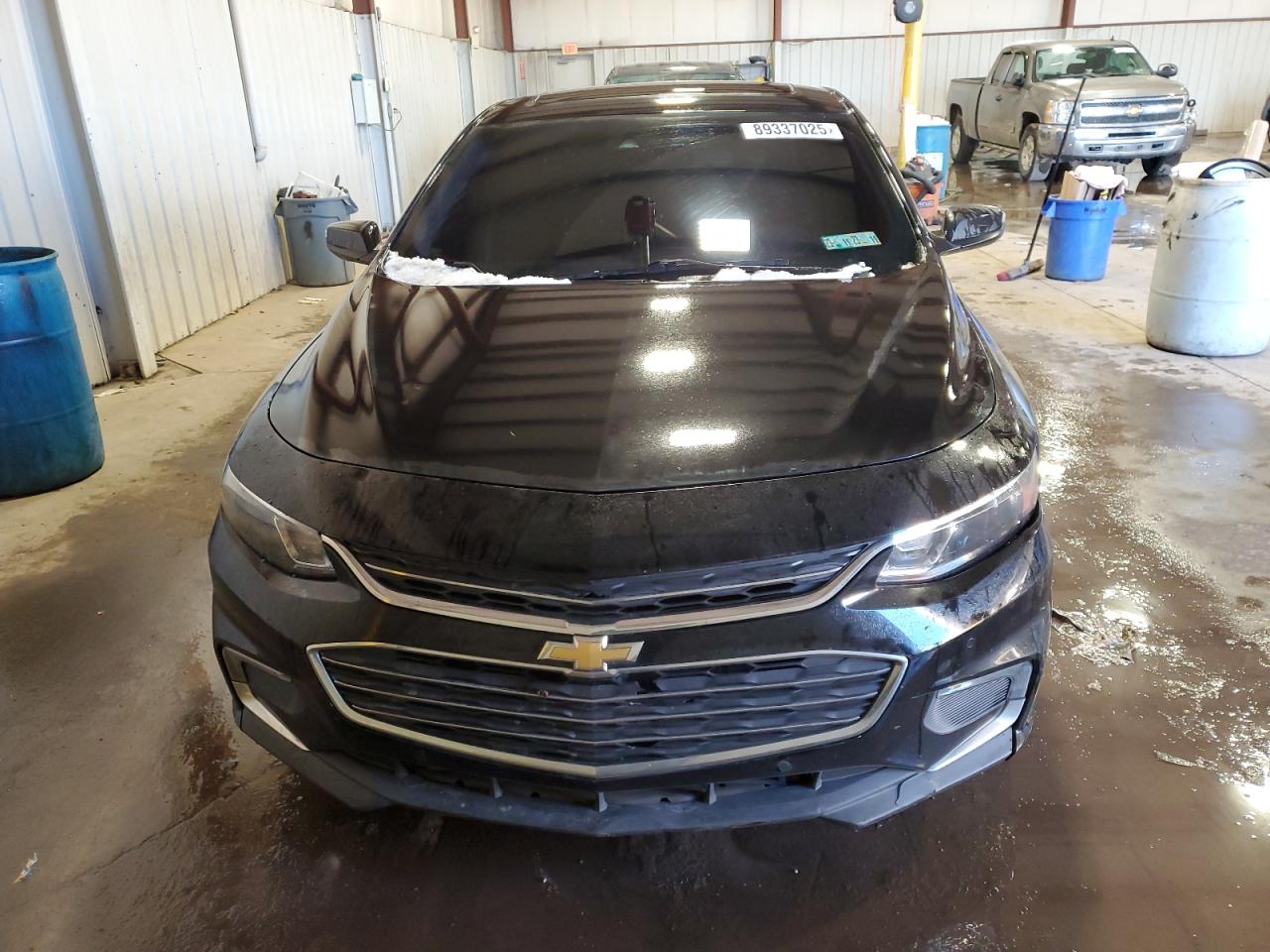 2016 Chevrolet Malibu - Image 5