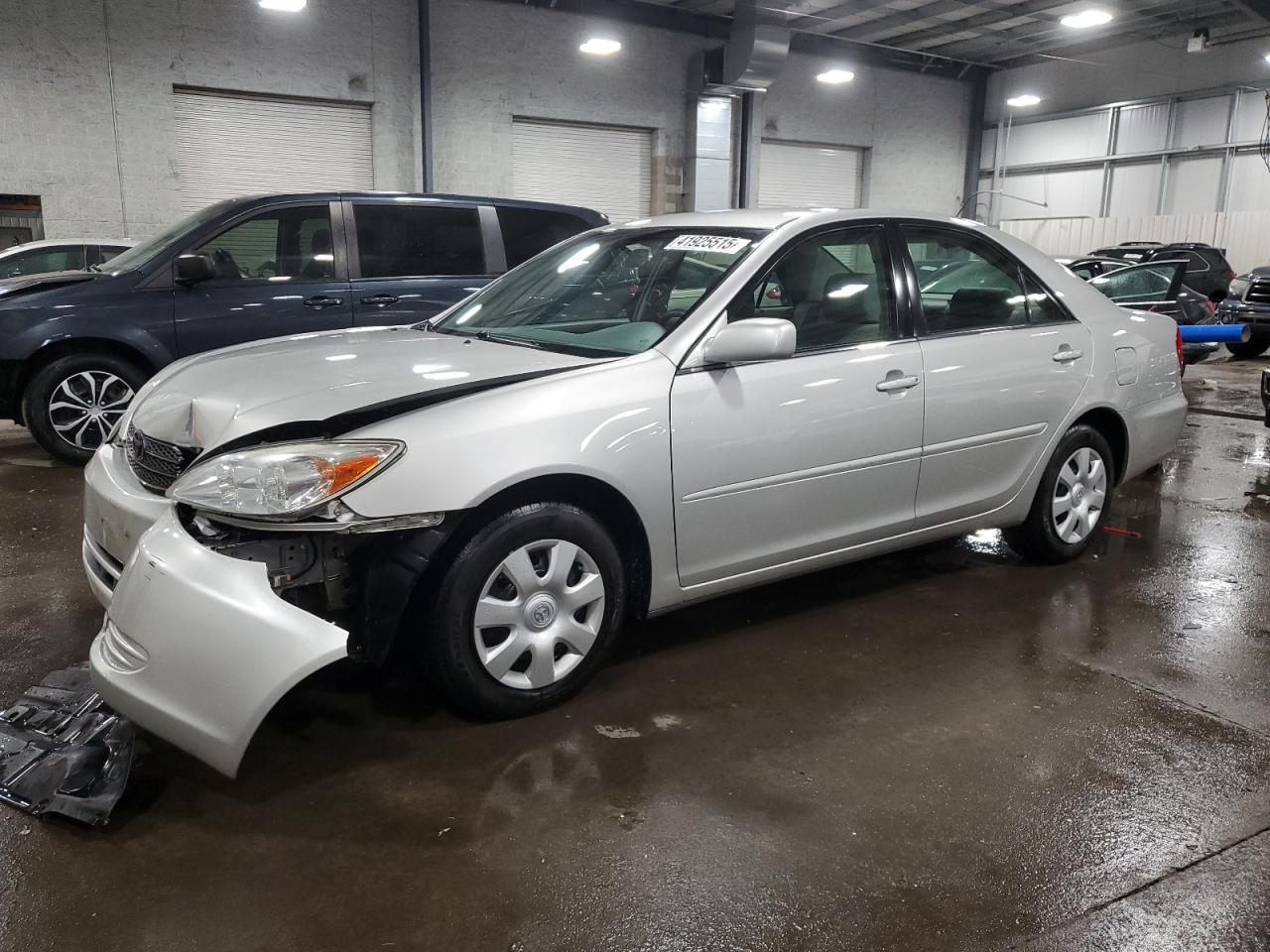 2004 Toyota Camry Le VIN: 4T1BE32K94U817763 Lot: 41925515