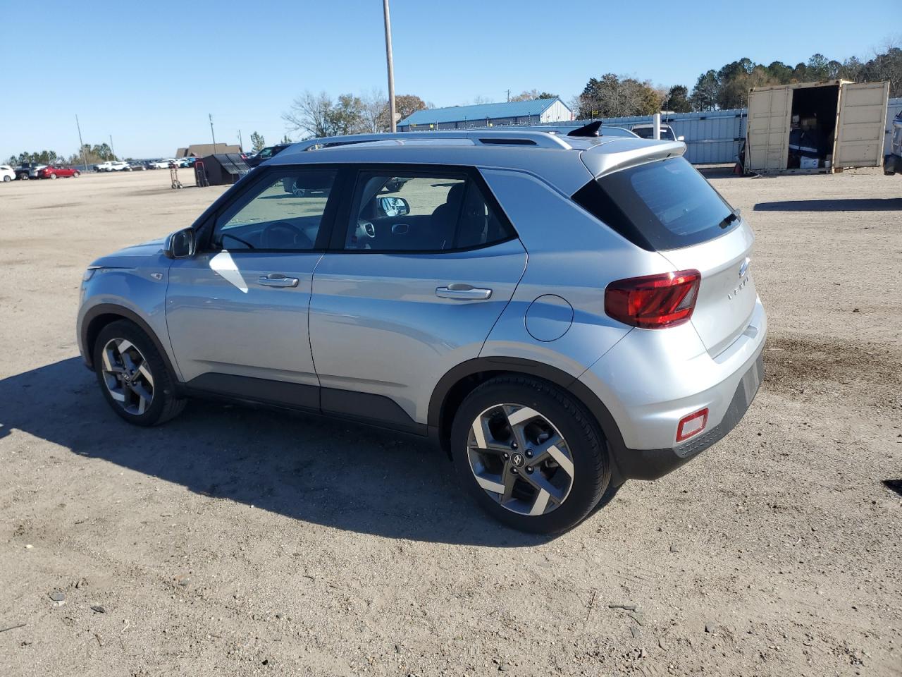 2022 Hyundai Venue - Image 2