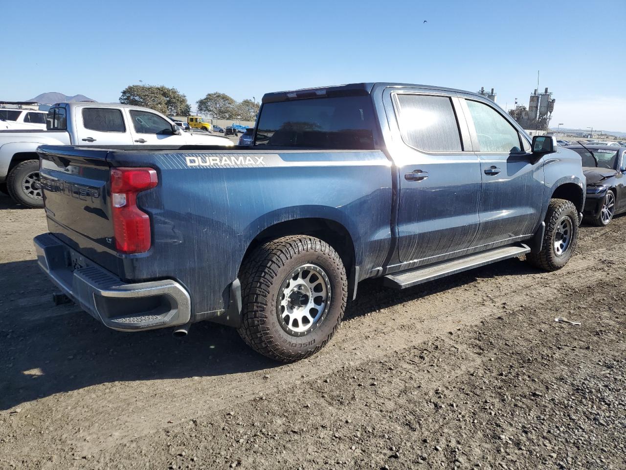 2020 Chevrolet Silverado - Image 3
