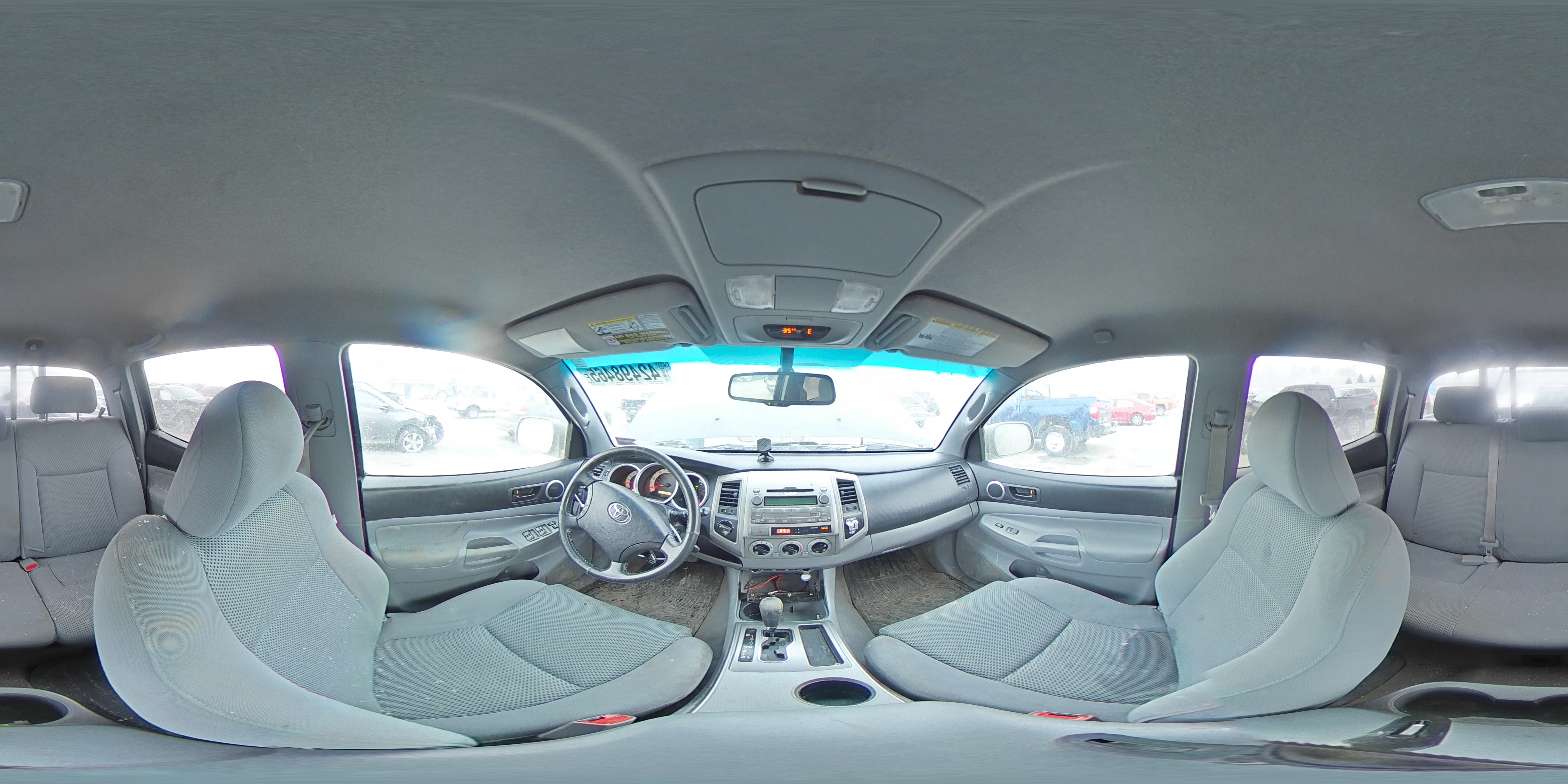 2011 Toyota Tacoma - Image 14