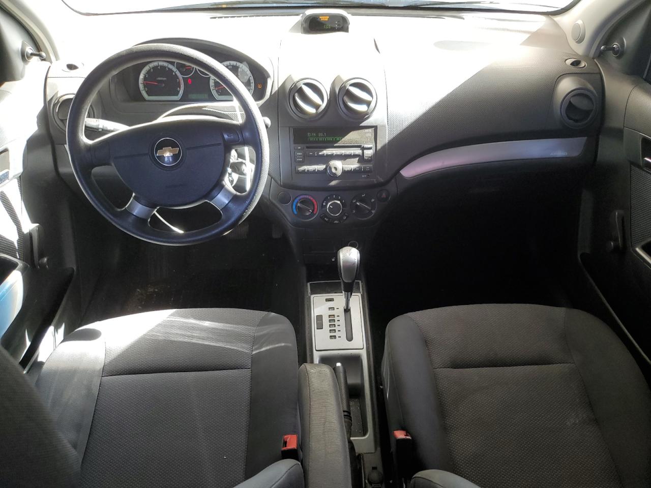 2010 Chevrolet Aveo - Image 8