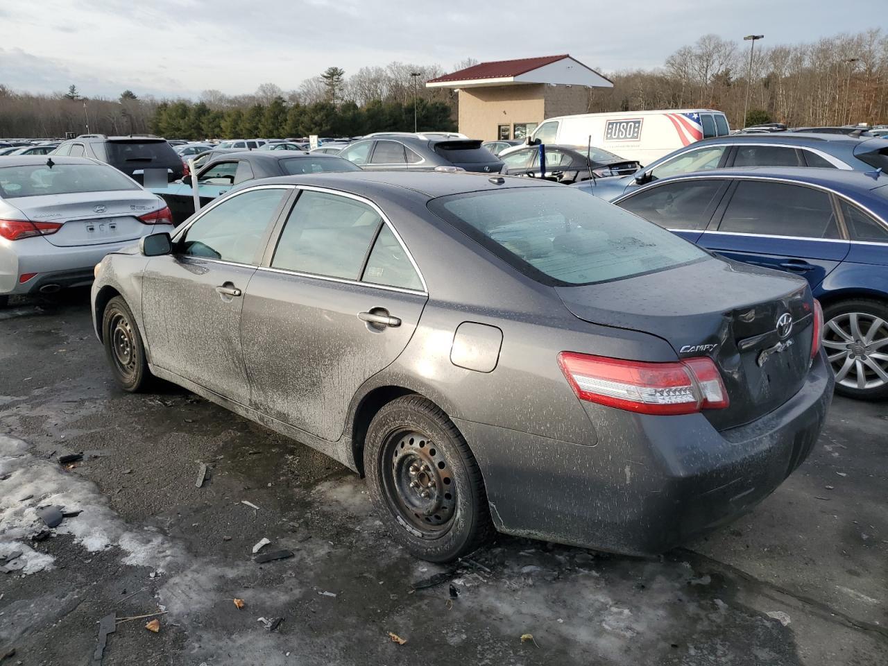 2011 Toyota Camry - Image 2
