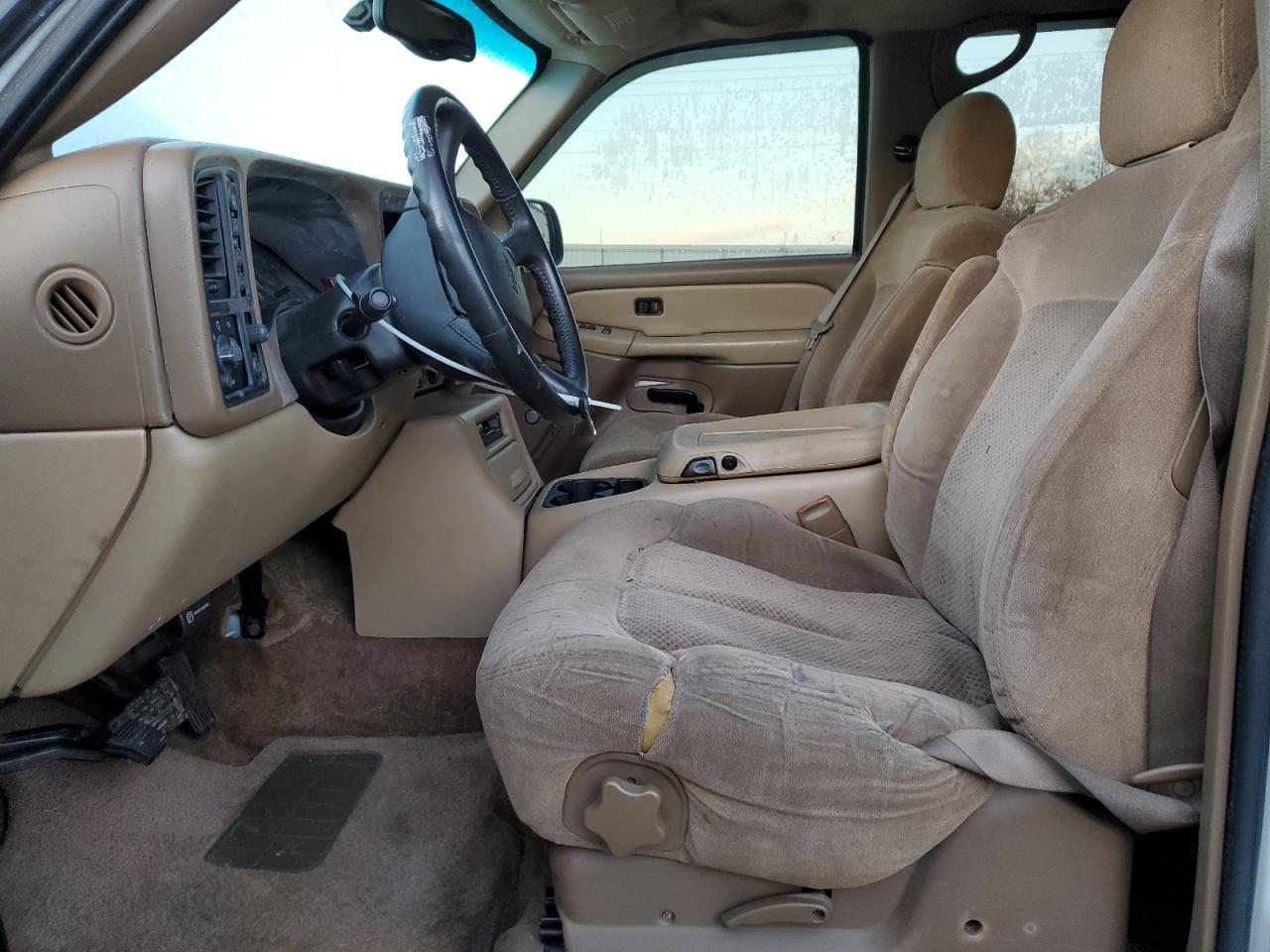 2000 Chevrolet Tahoe - Image 7
