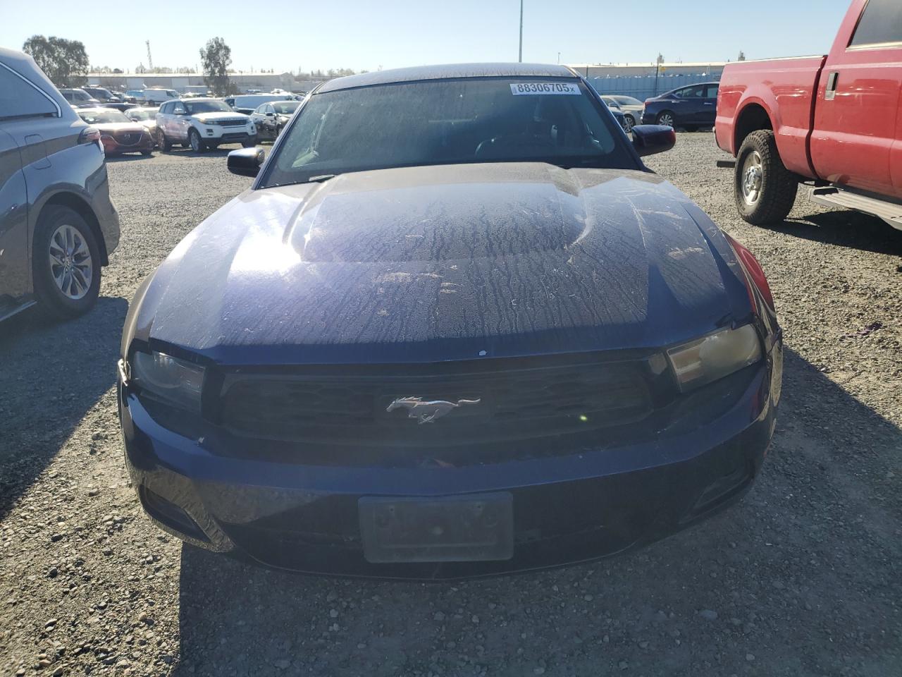 2010 Ford Mustang - Image 5