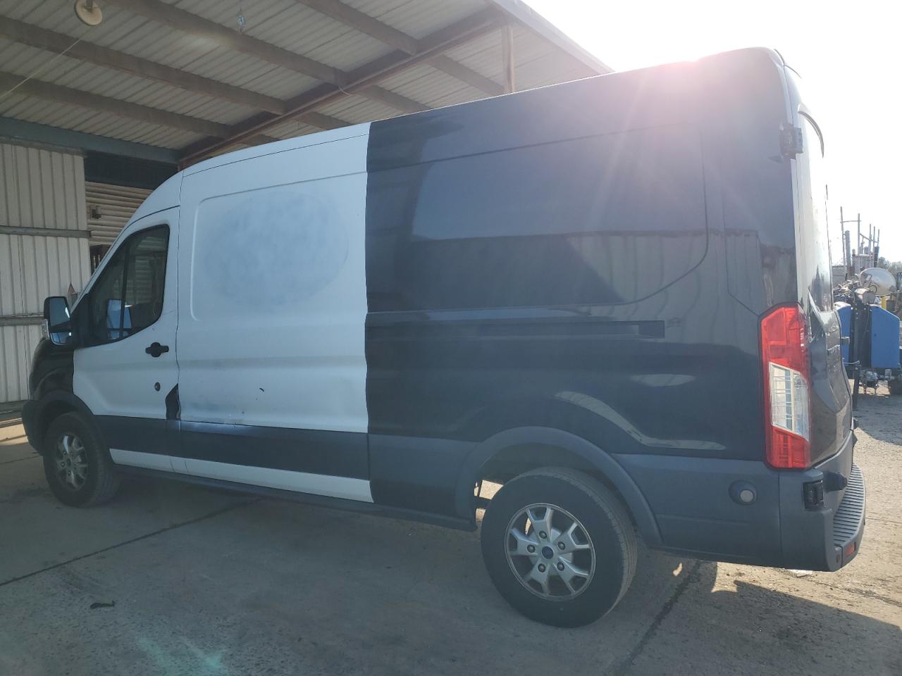 VIN 1FTYR2CM4FKB28225 2015 FORD TRANSIT no.2