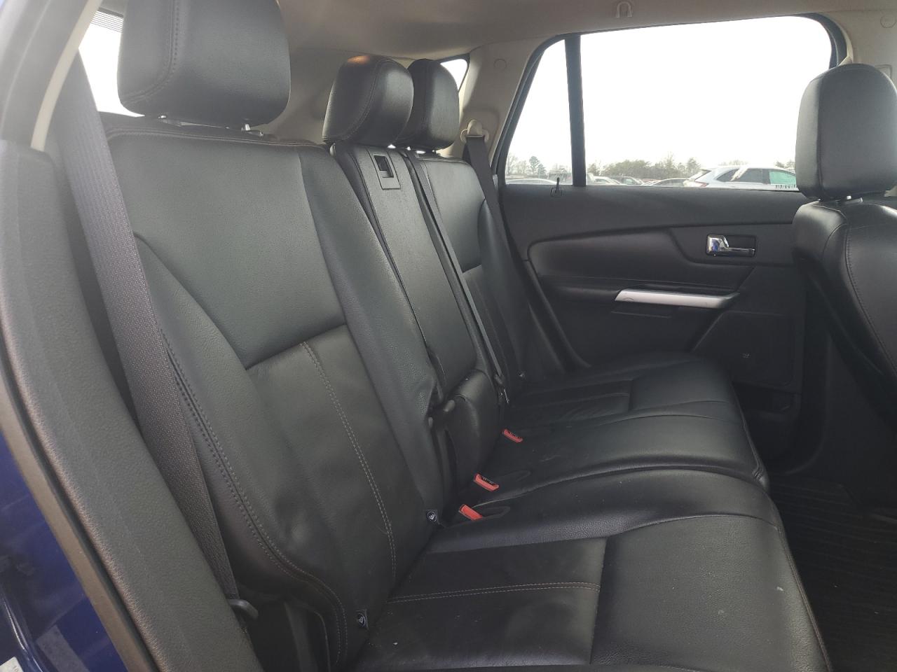 2013 Ford Edge - Image 11