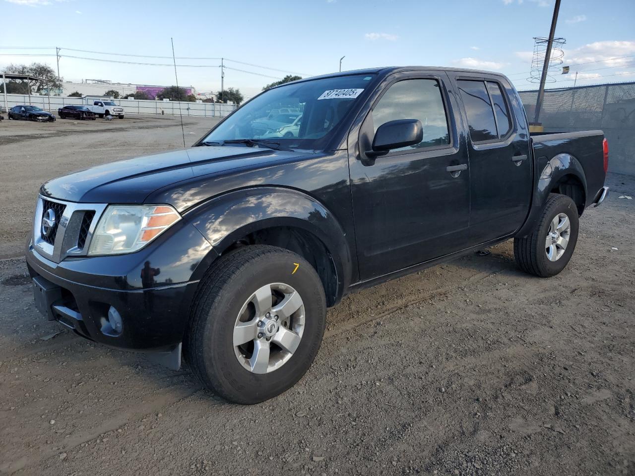 2012 Nissan Navara (Frontier) - Image 1
