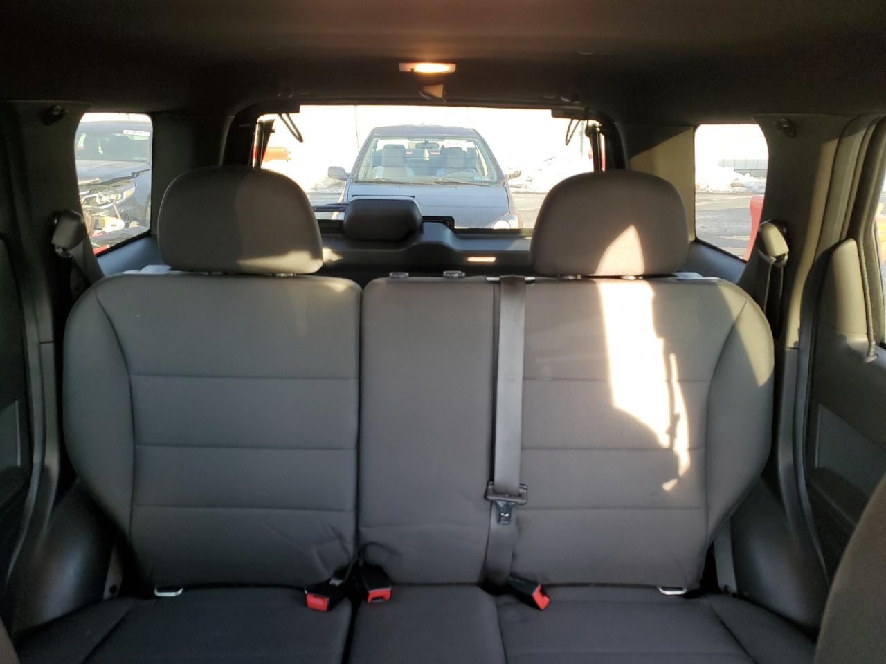 2011 Ford Escape - Image 10