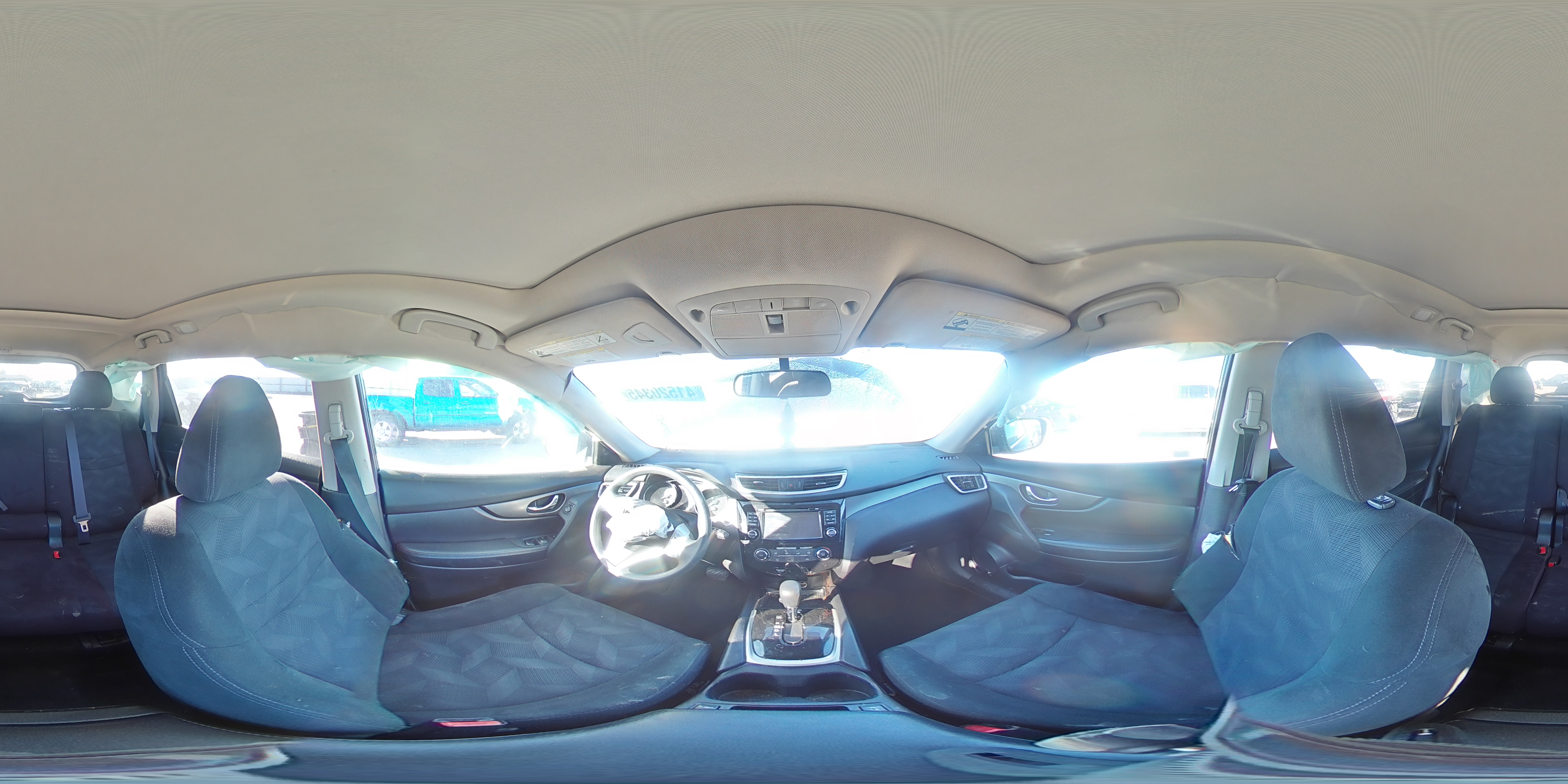 2016 Nissan Rogue - Image 14