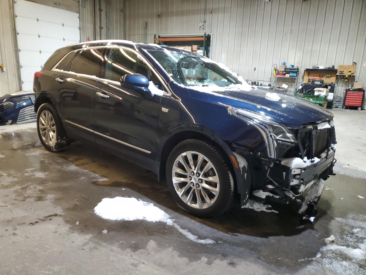 2017 Cadillac XT5 - Image 4