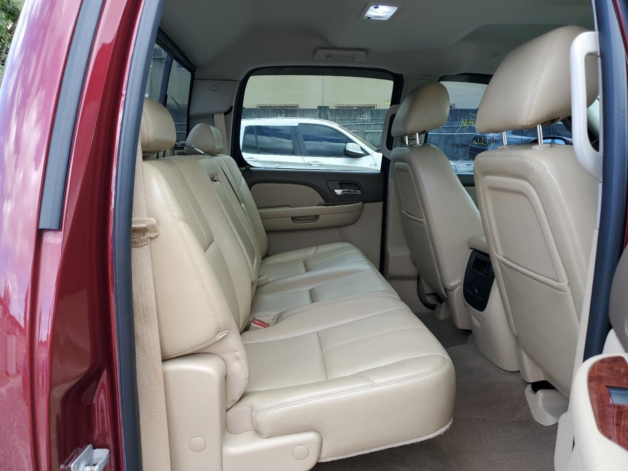 2013 GMC Sierra - Image 10