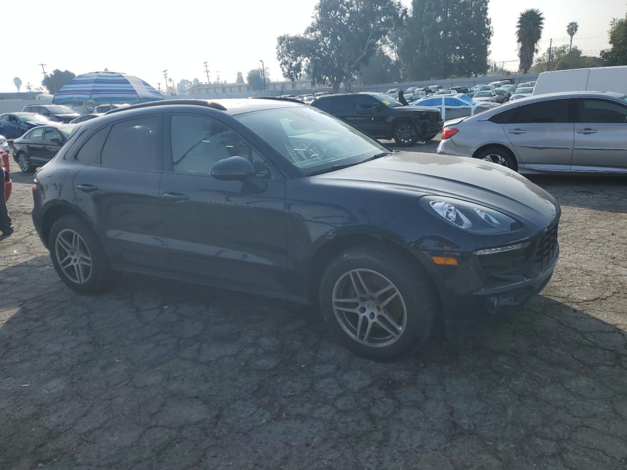 2017 Porsche Macan - Image 4