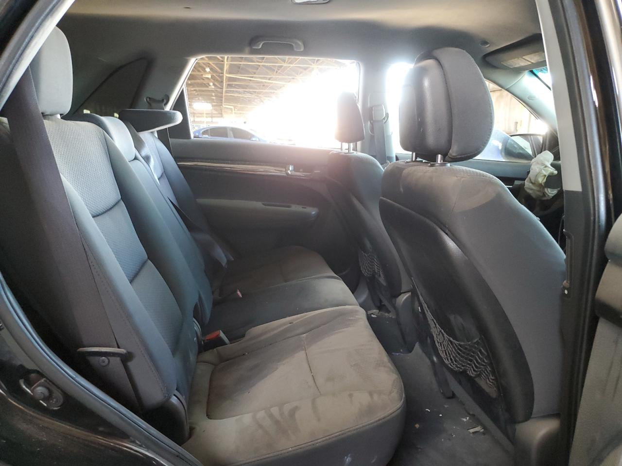 2011 Kia Sorento - Image 11