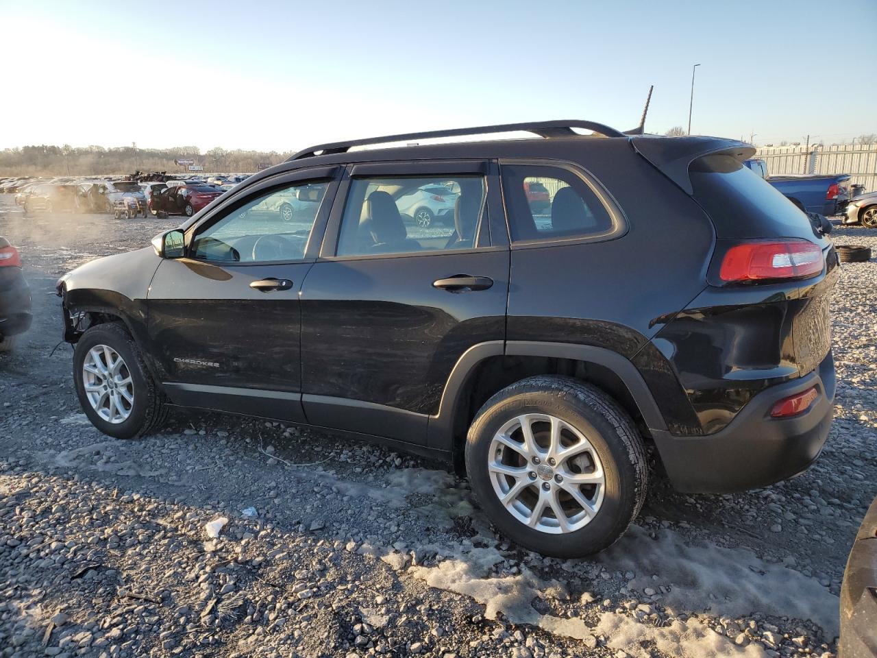 2016 Jeep Grand Cherokee - Image 2