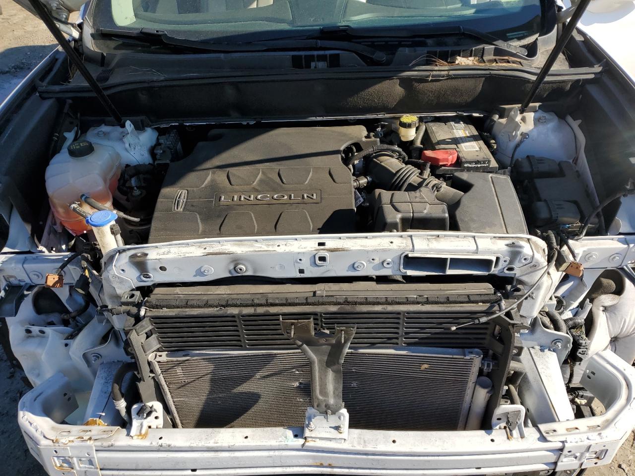 2016 Lincoln MKX - Image 12