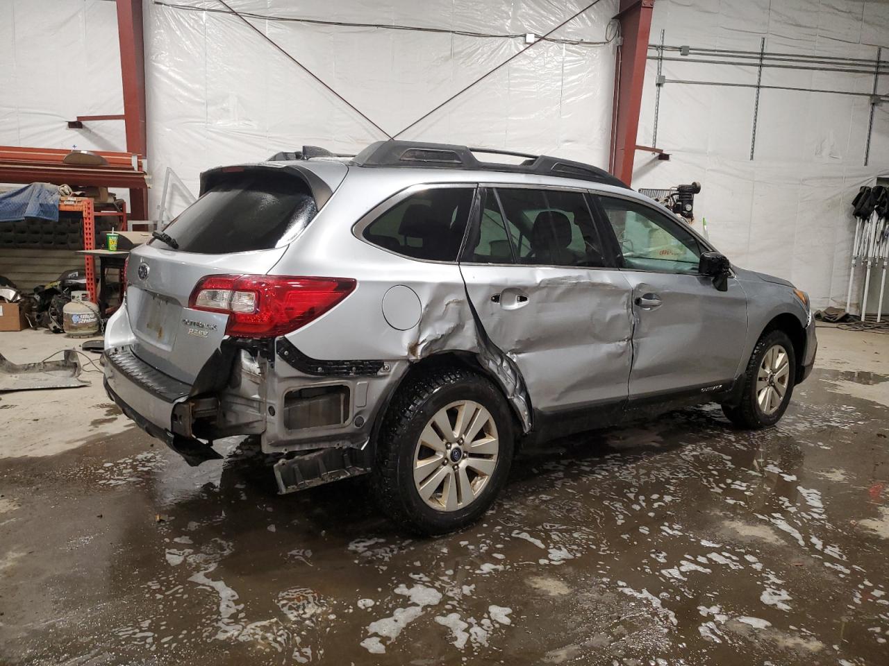 2016 Subaru Outback - Image 3