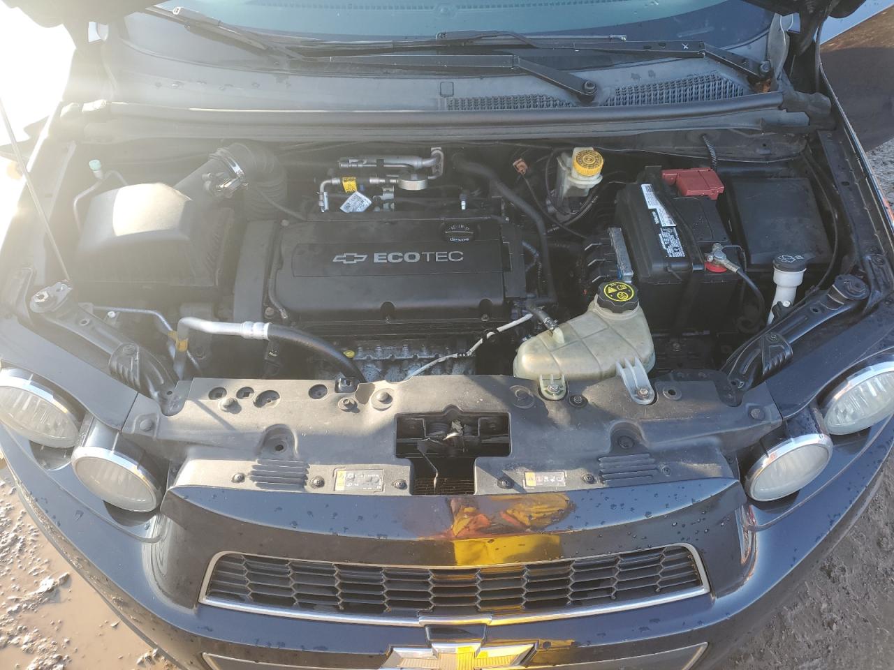 2014 Chevrolet Sonic - Image 12