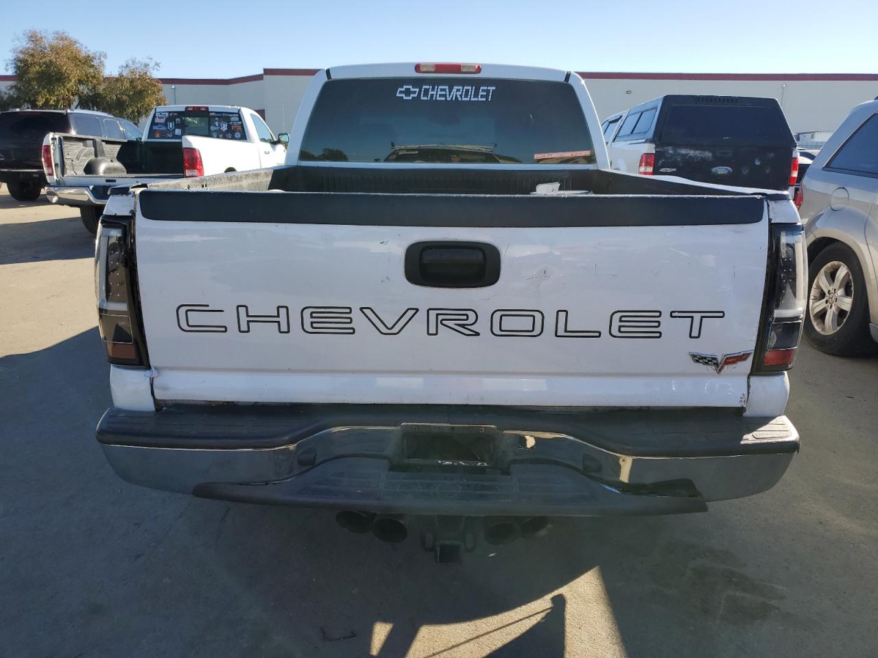 2005 Chevrolet Silverado - Image 6