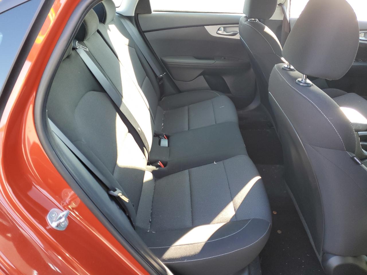 2023 Kia Forte - Image 11